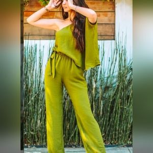 Pull on one-shoulder jumpsuit w/kimono styled sleeve